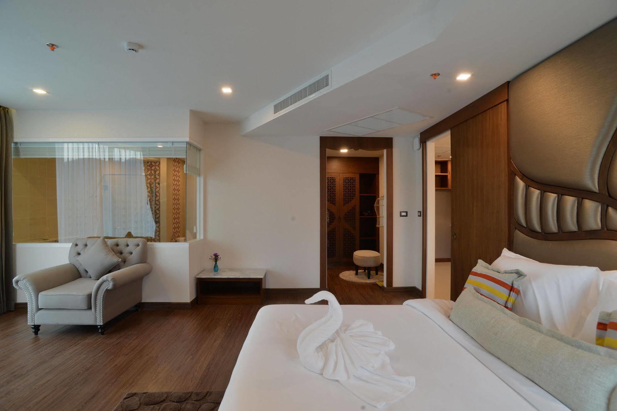 Baisirimaya Hotel Chiang Mai Extérieur photo