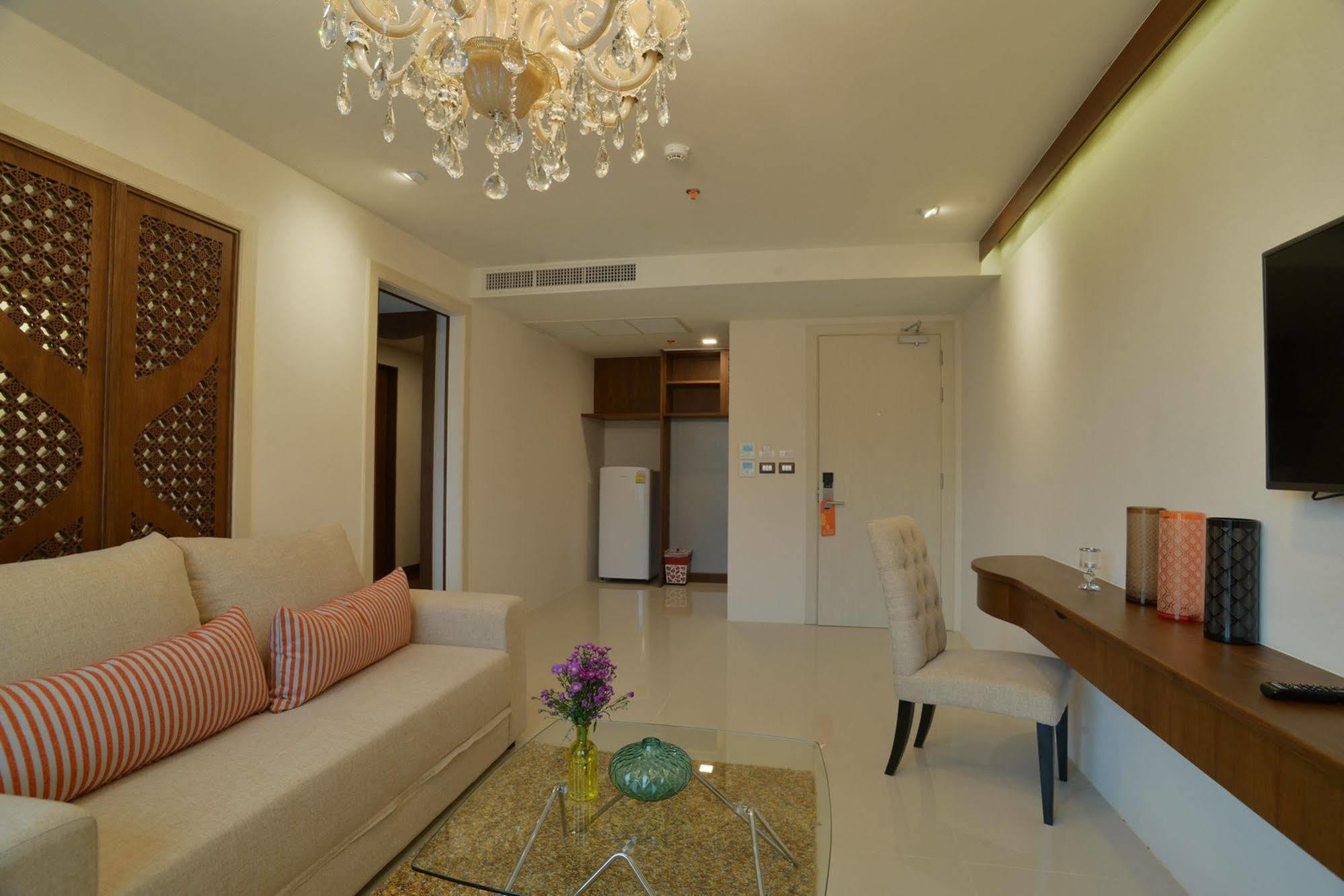 Baisirimaya Hotel Chiang Mai Extérieur photo