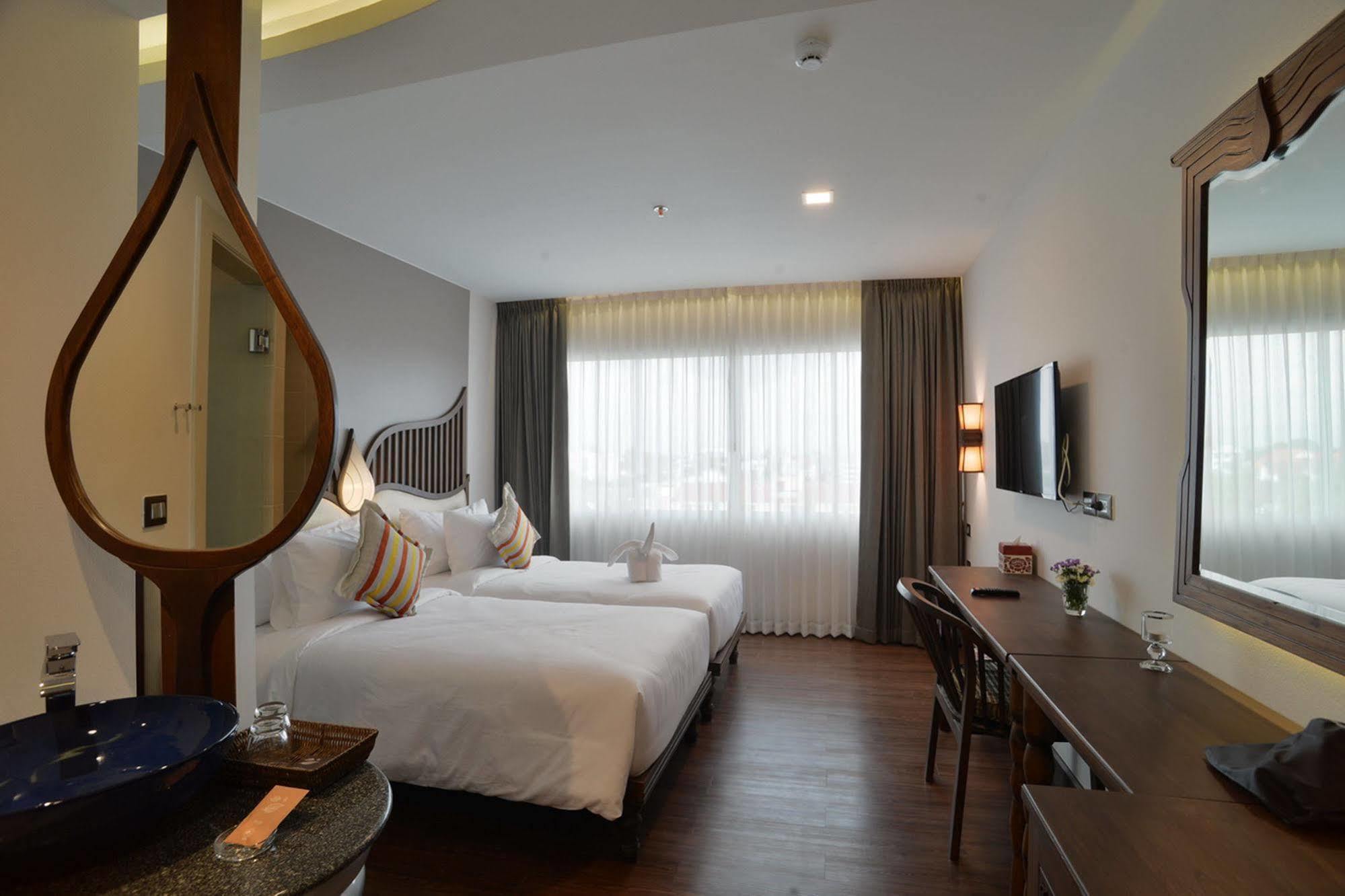 Baisirimaya Hotel Chiang Mai Extérieur photo